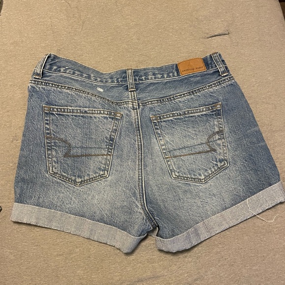 American Eagle Shorts - Picture 3 of 3